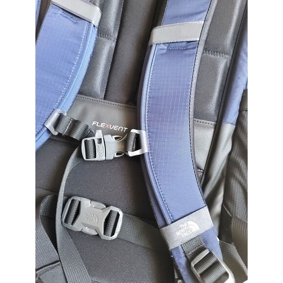 NWT THE NORTH FACE Surge Commuter Laptop Backpack Bookbag, 31L Navy Blue/Black - Picture 9 of 16